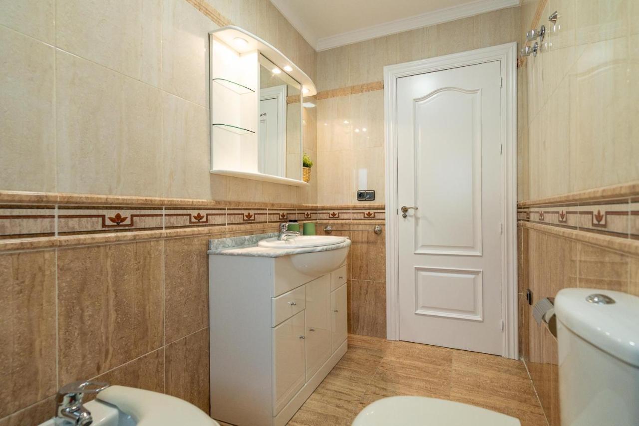Exclusivo Piso Granada, Parking Privado Opcional Lägenhet Exteriör bild