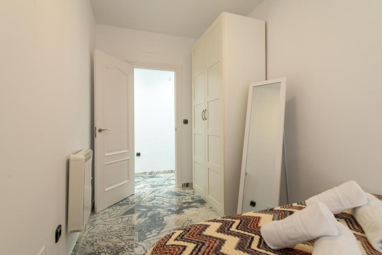 Exclusivo Piso Granada, Parking Privado Opcional Lägenhet Exteriör bild